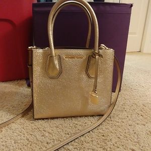 Michael Kors Medium Messanger Purse